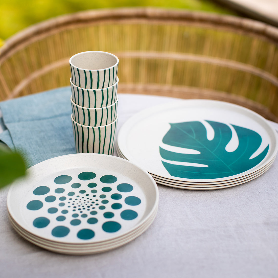 KOZIOL Table Set 16 Pieces Connect Set Monstera White Green Organic