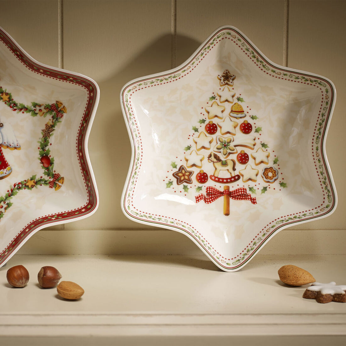 VILLEROY &amp;amp; BOCH Winter Bakery Delight Star Cup Bowl 27cm Christmas Table