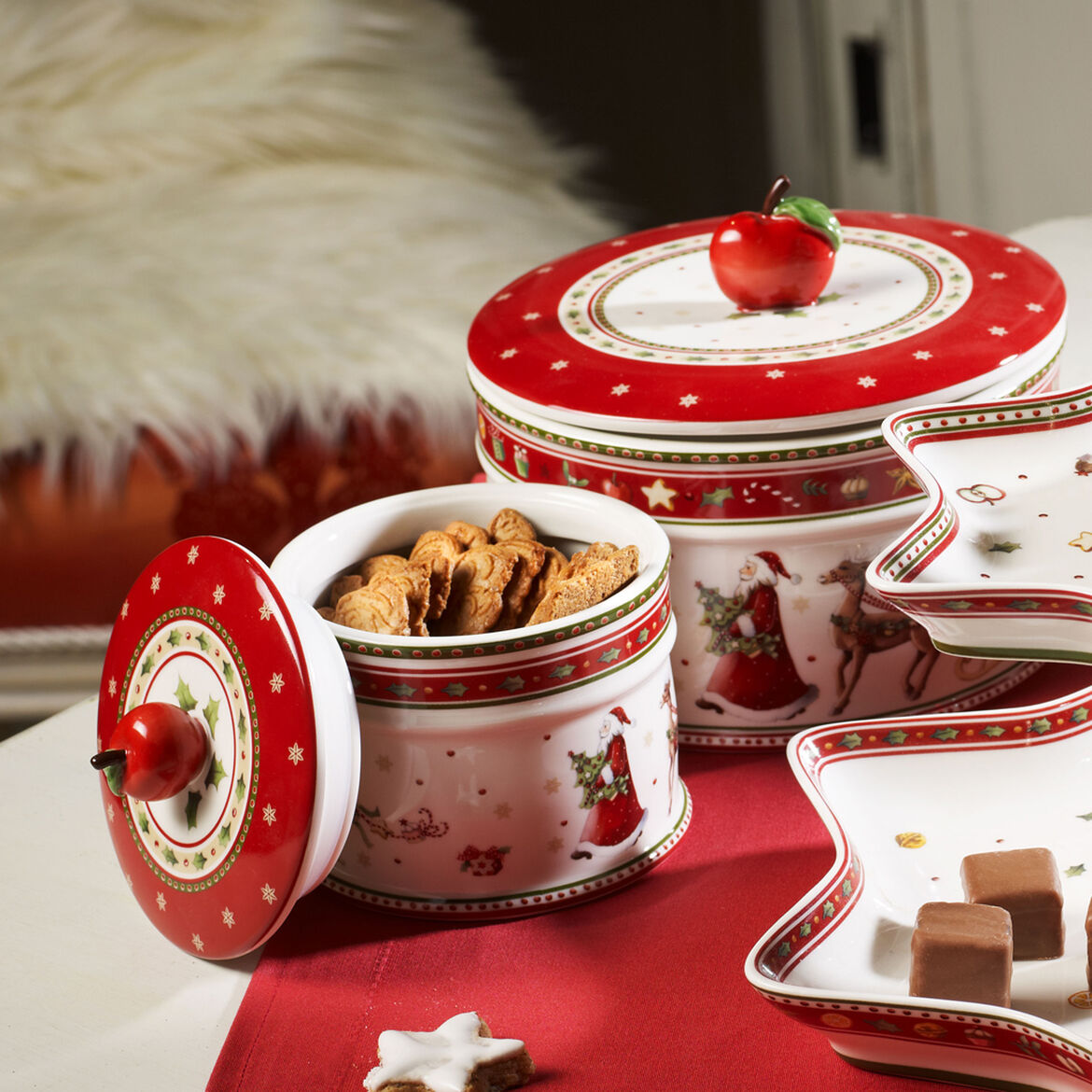 VILLEROY &amp;amp; BOCH Winter Bakery Delight Biscuit Container Box 11cm Christmas