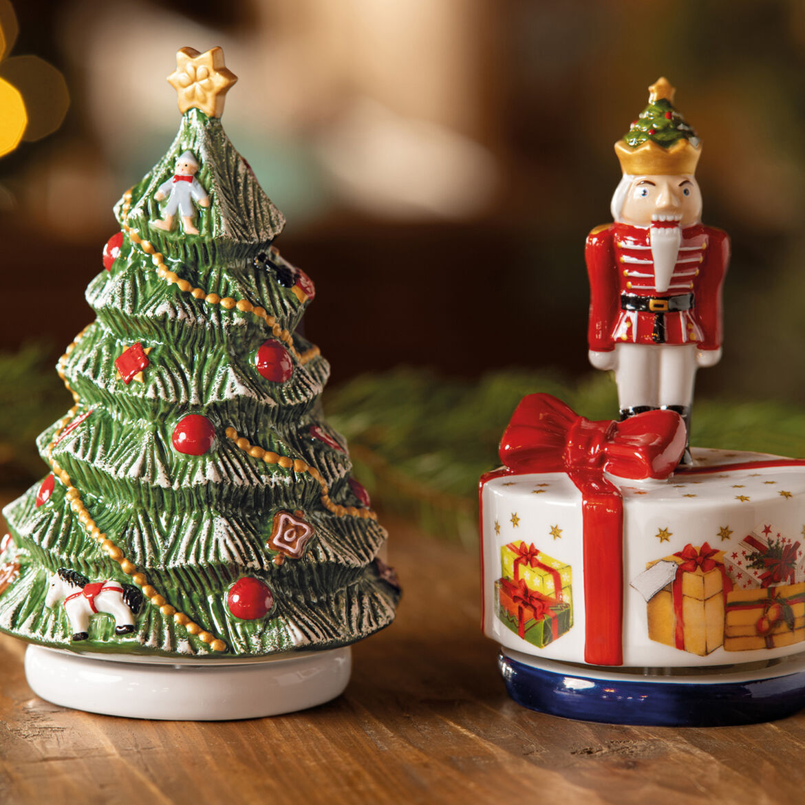 VILLEROY &amp;amp; BOCH Nostalgic Melody Rotating Tree Music Box Decoration 16cm Christmas