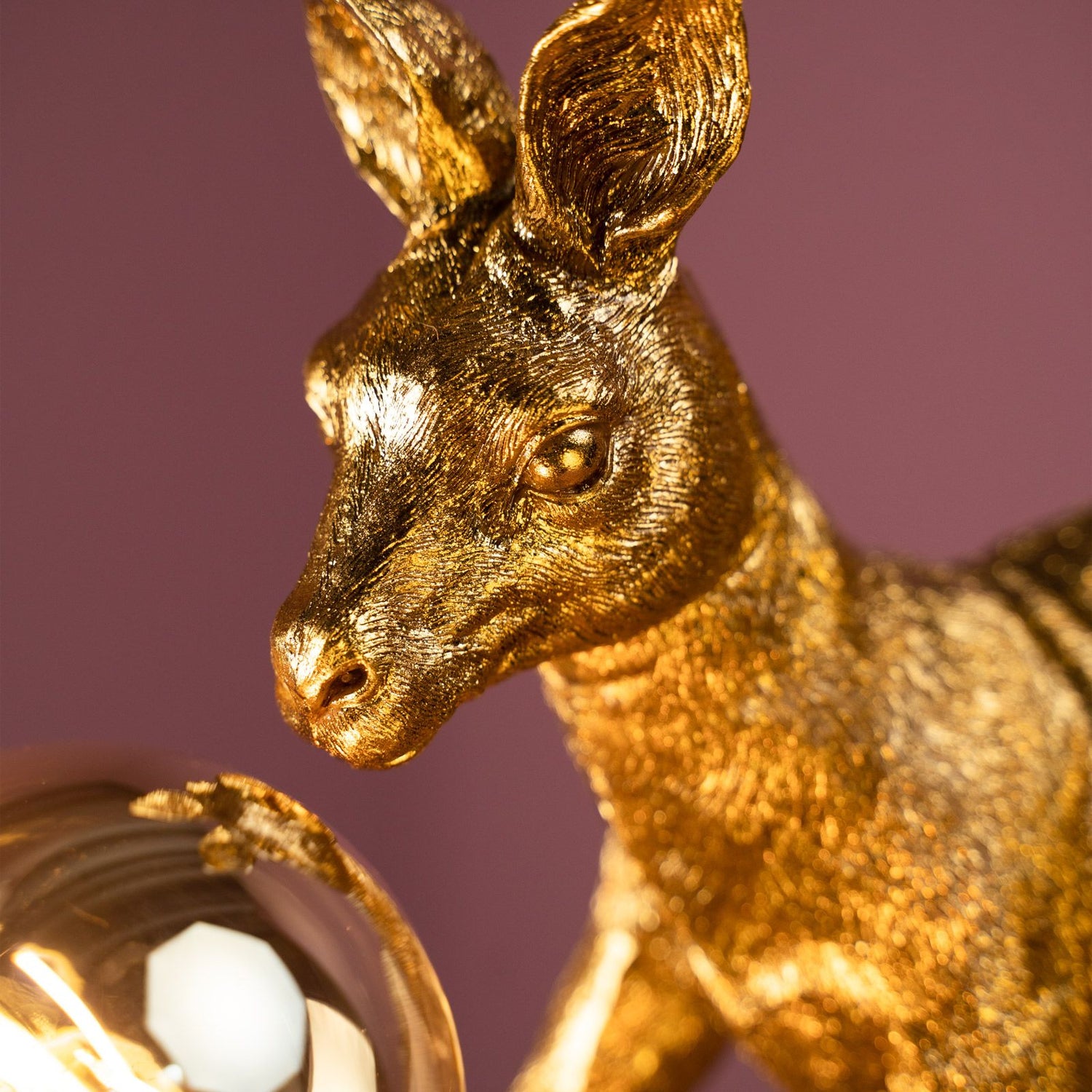 WERNS Kangaroo Skippie Table Lamp Gold 51x16x35cm