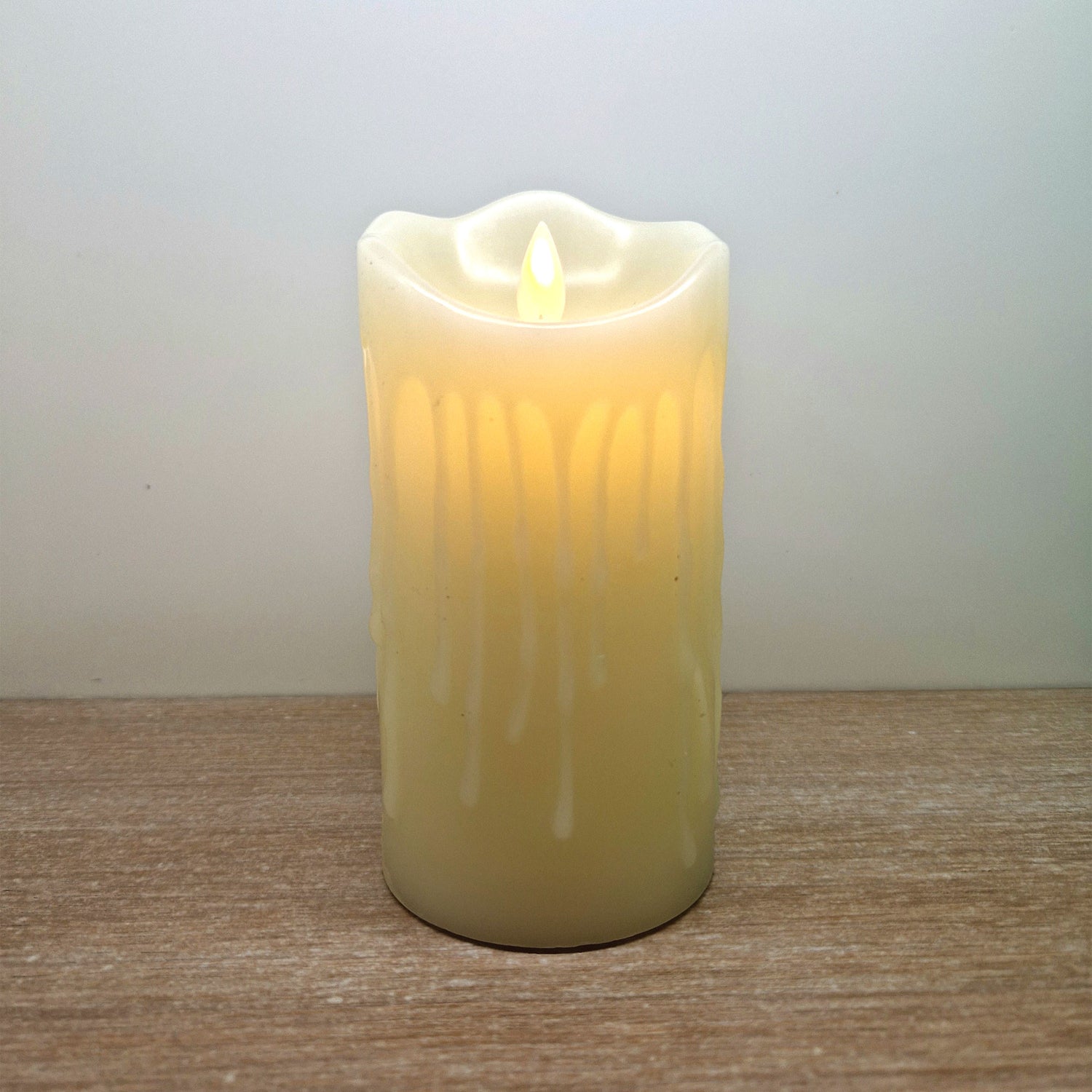 TIMSTOR Artificial Candle with LED 15cm Moving Flame Realistic Effect