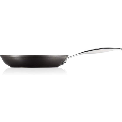 LE CREUSET Low Pan with Long Non-Stick Handle 20cm Aluminium