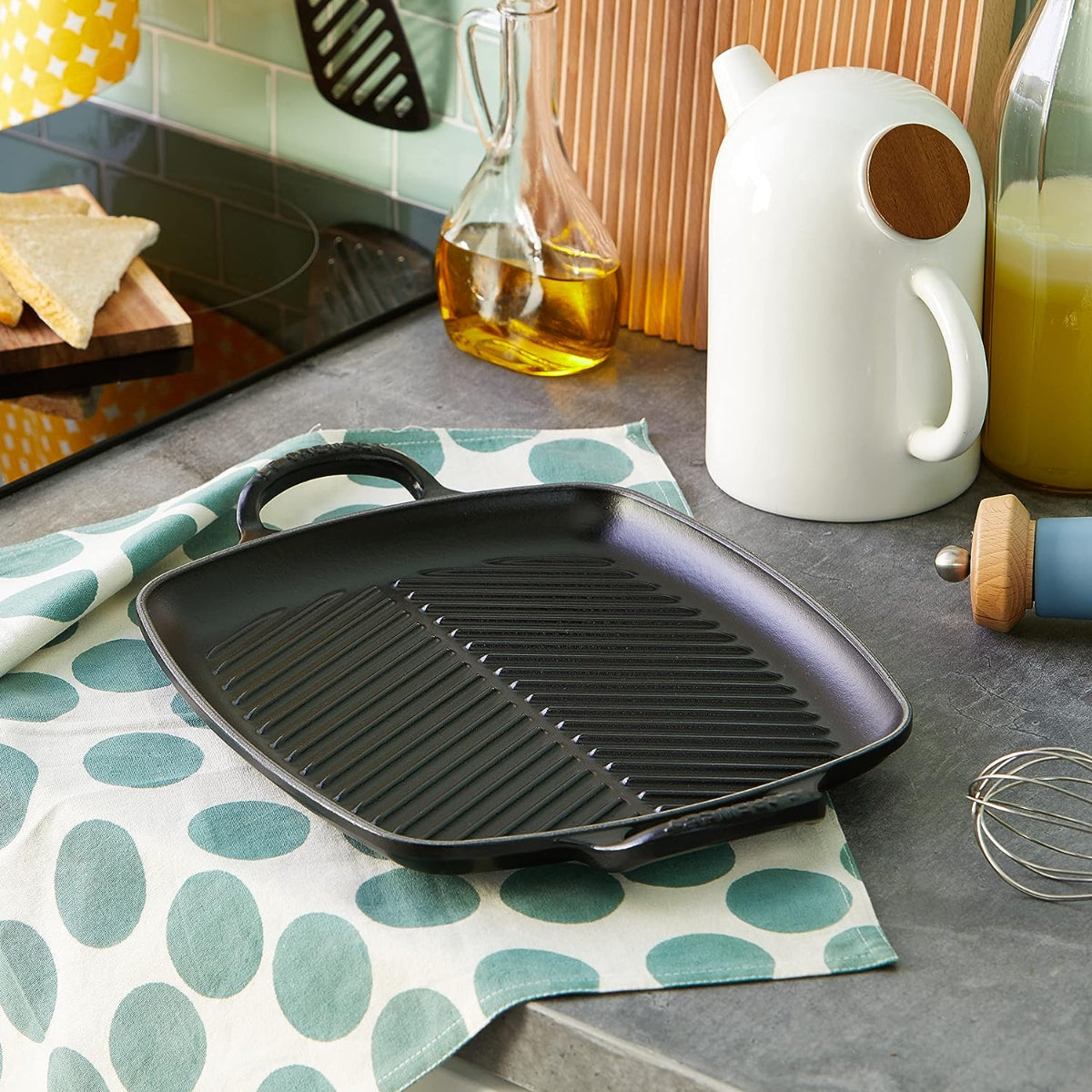 LE CREUSET Grill Evolution Rectangular Grill 30x27cm Black Vitrified Cast Iron